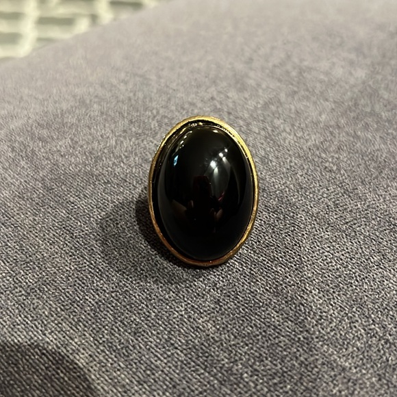 NWOT ONYX COCKTAIL RING - Picture 2 of 7